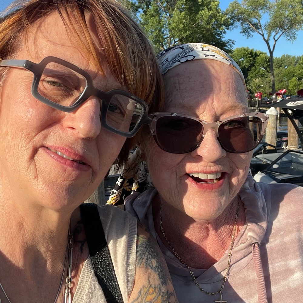 Meet your Posher, Teresa